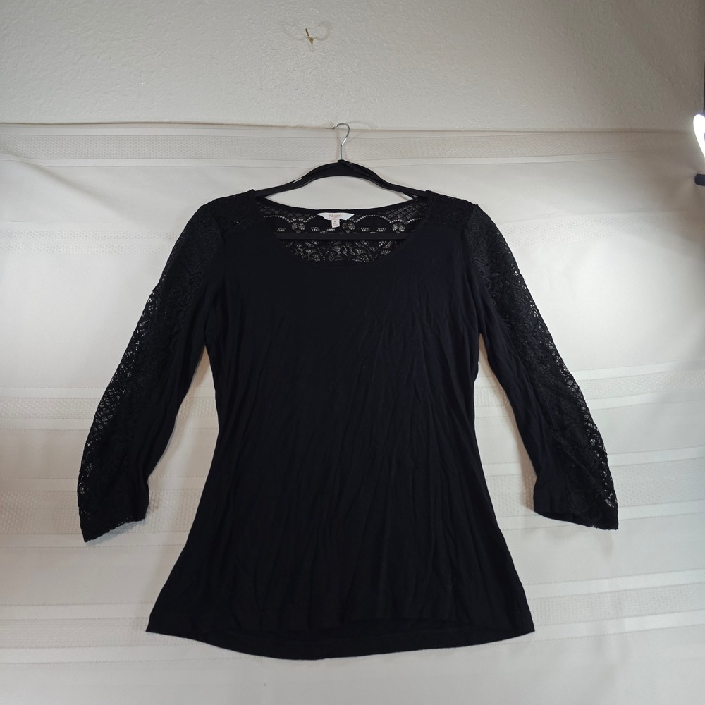 Candies black top with knit sleeves and back